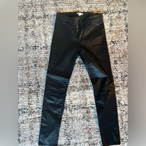 Coated skinny black pant Size 6, NWOT